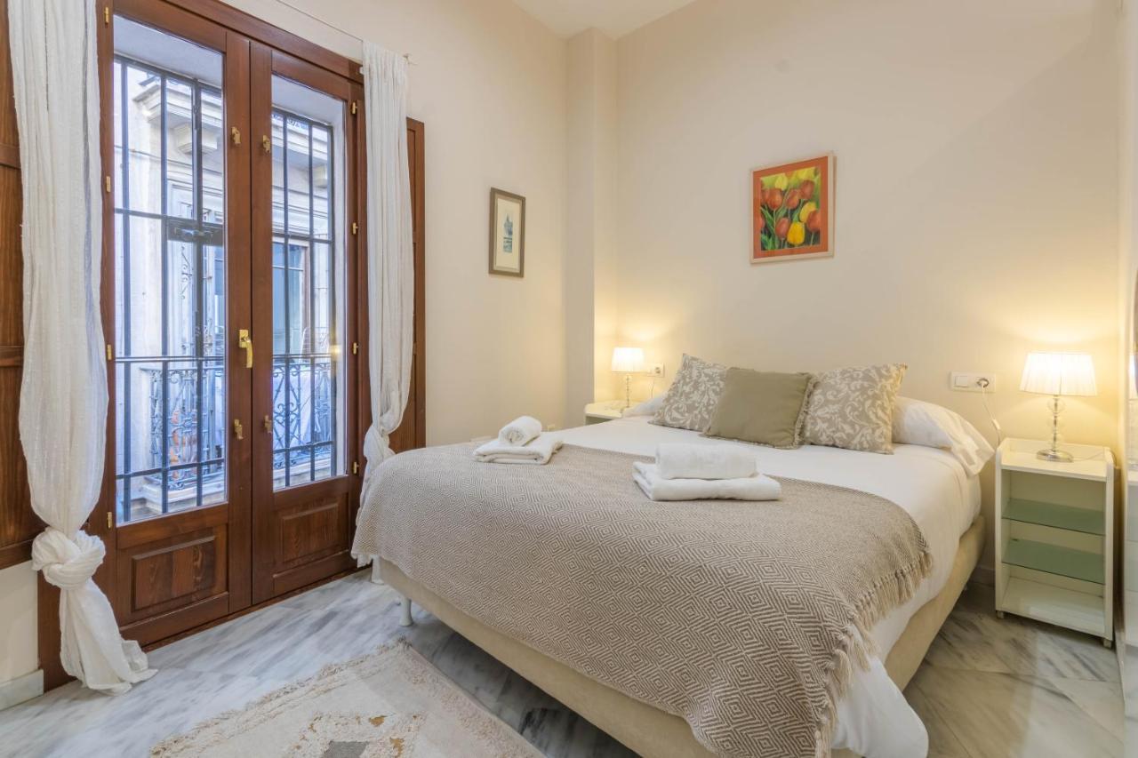 Apartamento El Salvador Centro Sevilla Dış mekan fotoğraf