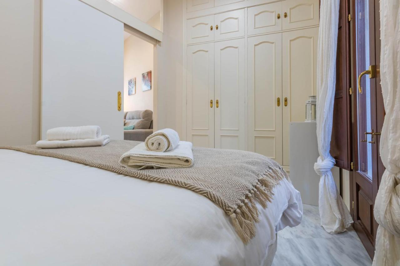 Apartamento El Salvador Centro Sevilla Dış mekan fotoğraf